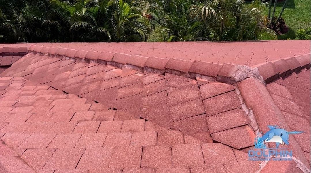 Before and after of a red flat tile roof washed in Naples, after